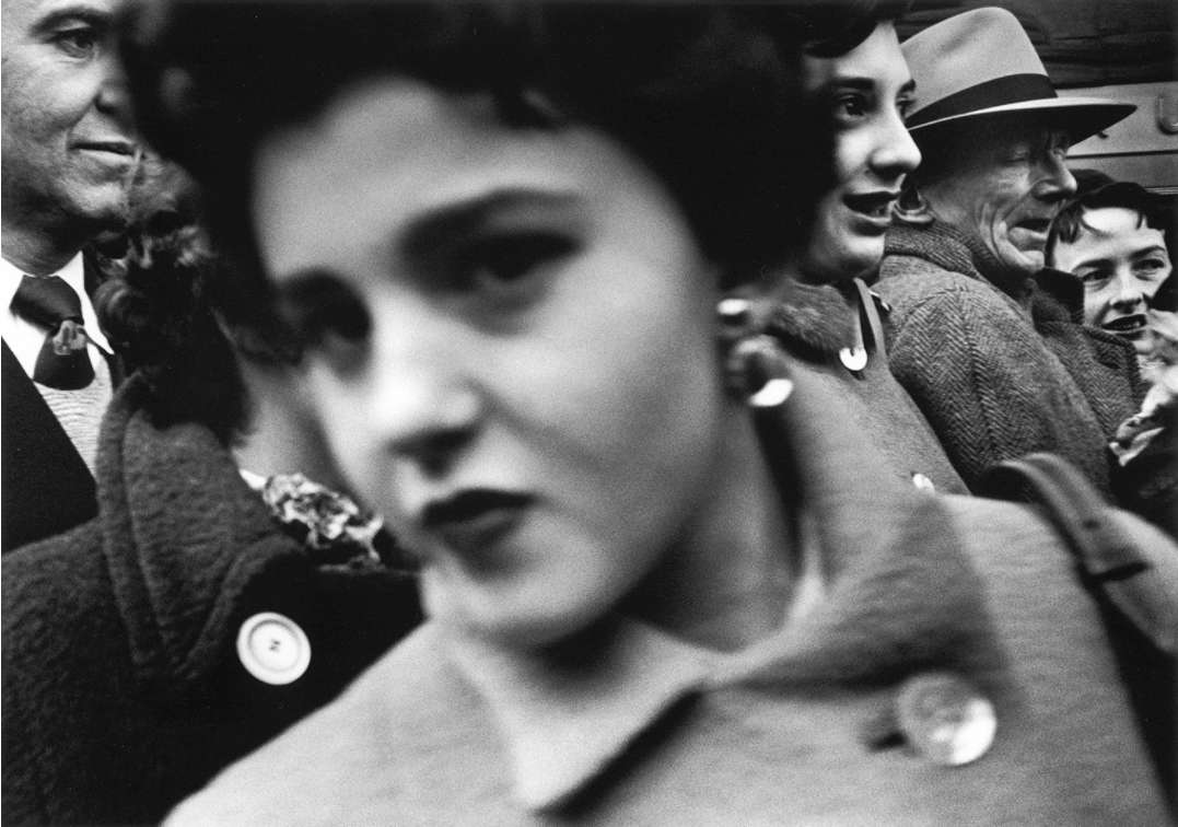Big Face in Crowd, New York