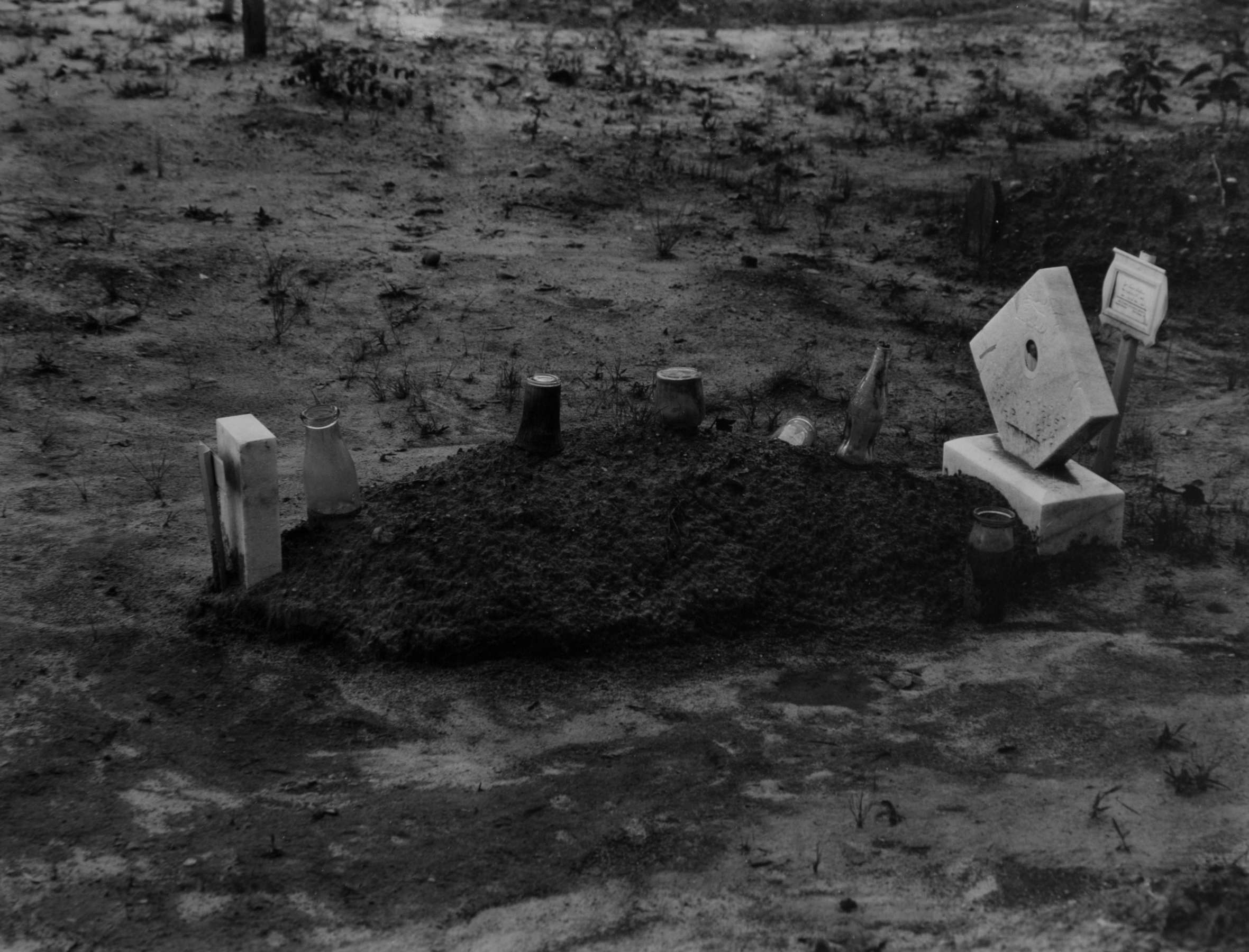 Child's Grave, Alabama