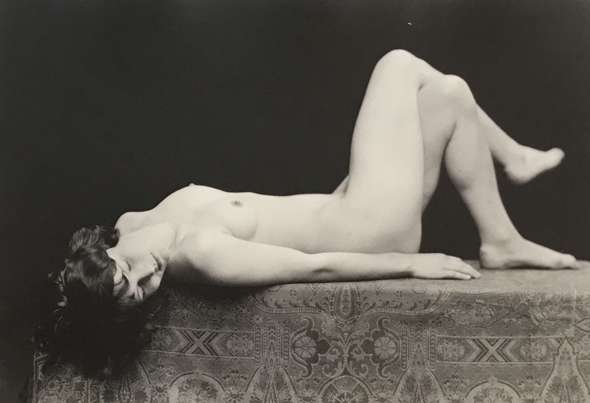 Group of 80 figurative photographs of nudes