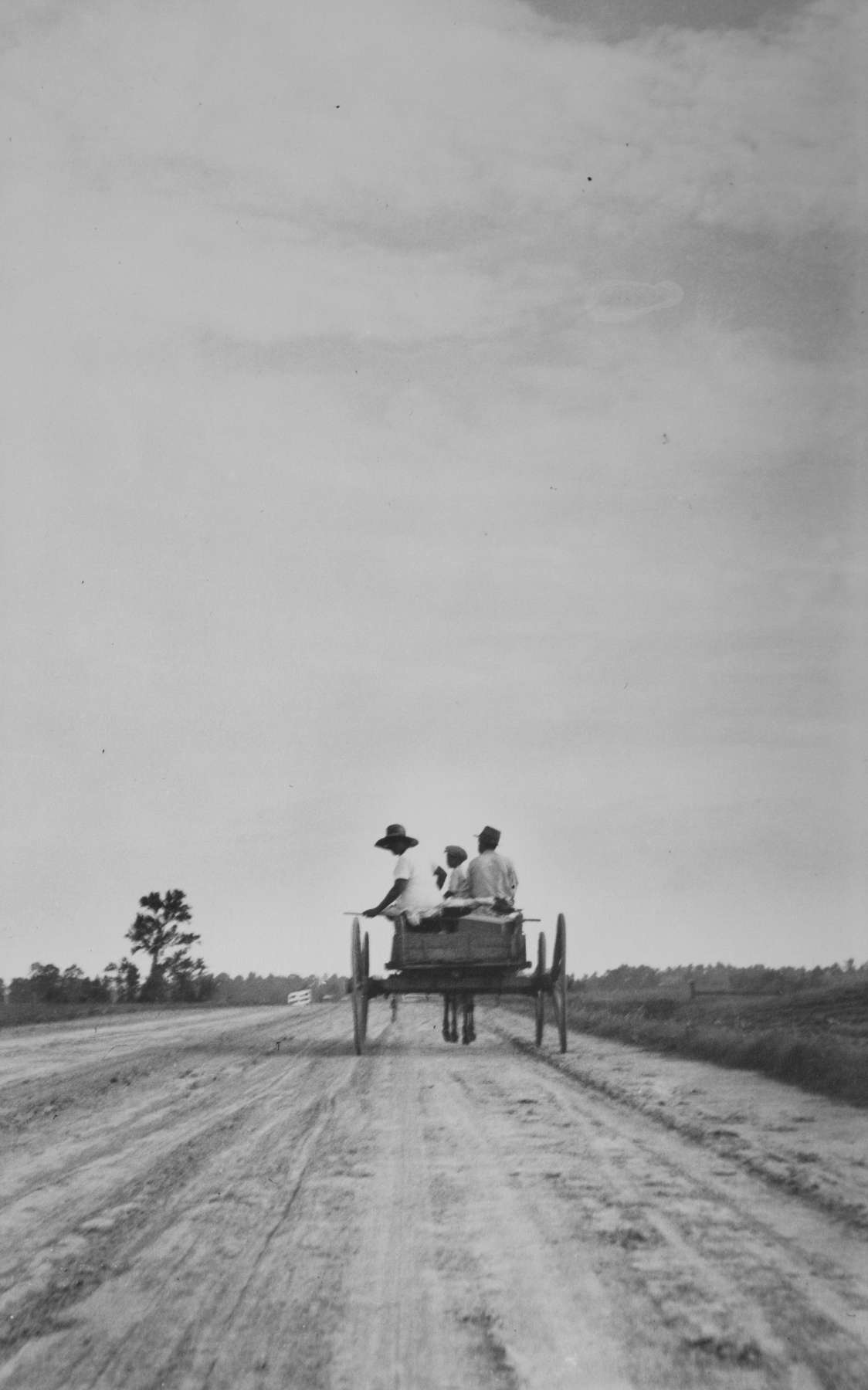 Eudora Welty Twenty Photographs Portfolio: Home by Dark, 1936
