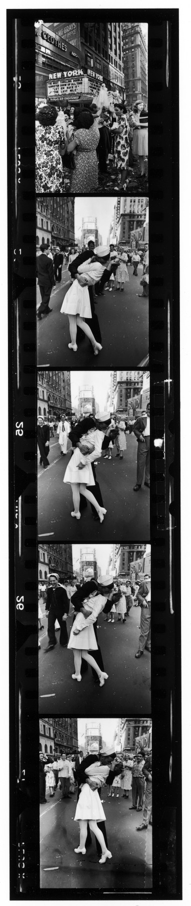 Five Frames of VJ Day Celebration in Time Square, New York