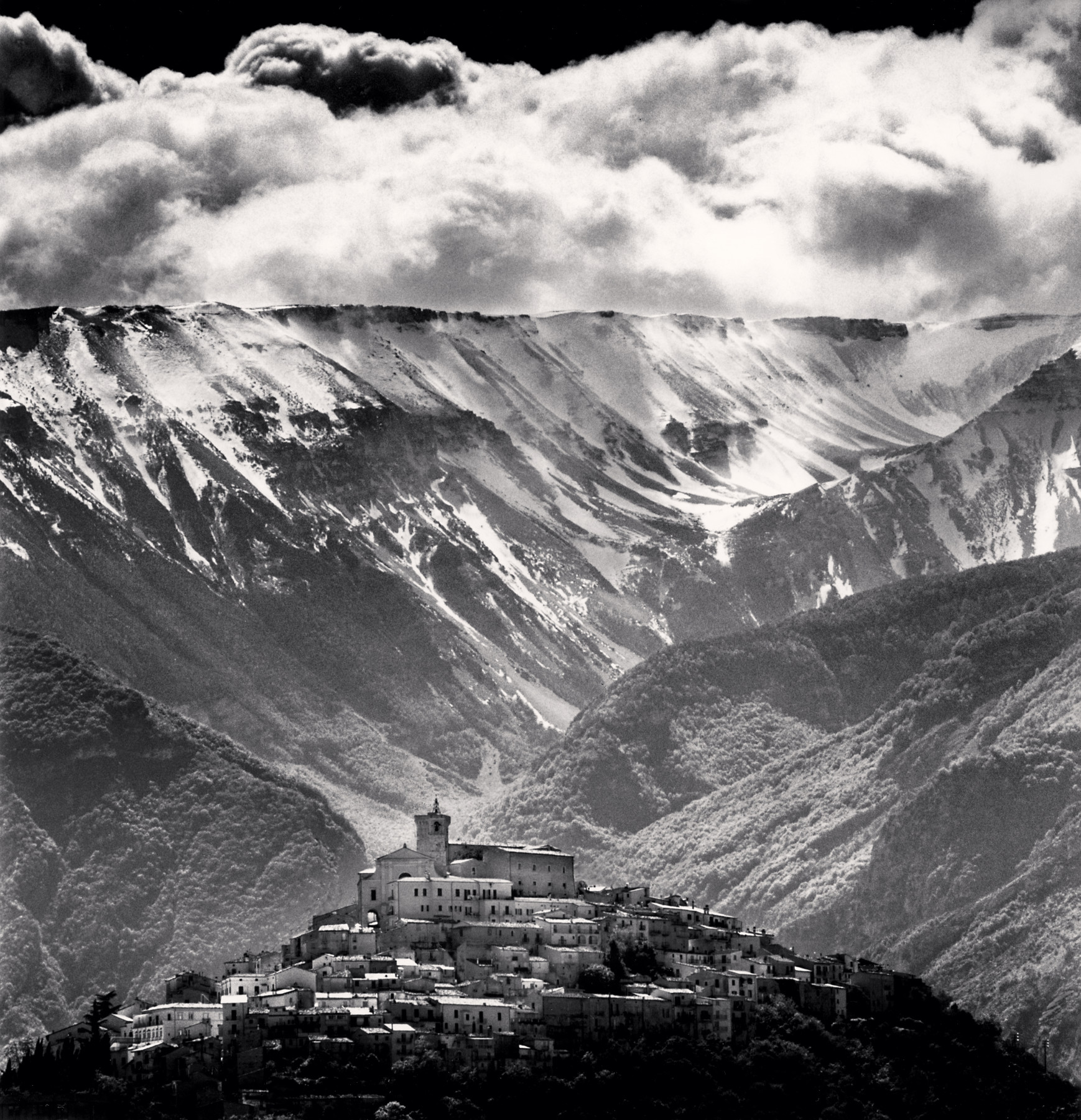 Gathering Clouds, Casoli, Abruzzo, Italy