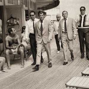 Terry O'Neill, Frank Sinatra on the Boardwalk, 1968