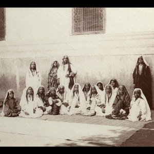 Samuel Bourne, Group of Kashmiri Women, Srinigar, Kashmir Province, India, 1863-1870
