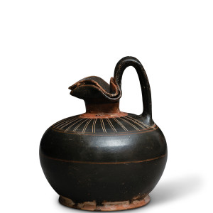 Corinthian black-glaze oinochoe with trefoil lip and lid, c.late 7th-early 6th century BC