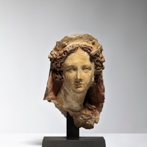 Italo-Etruscan head of a goddess, Hellenistic, 1st half of 3rd century BC