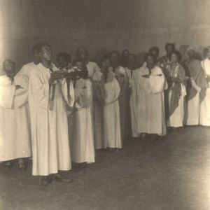 Doris Ulmann, Church group in white robes, c.1920s