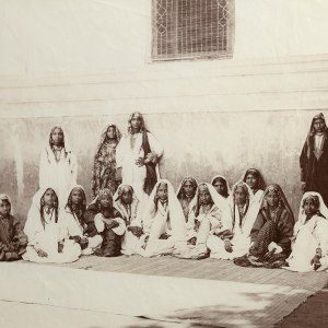 Samuel Bourne, Group of Kashmiri Women, Srinigar, Kashmir Province, India, 1863-1870