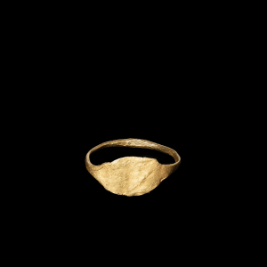 60. Roman ring with plain bezel, 2nd-3rd century AD