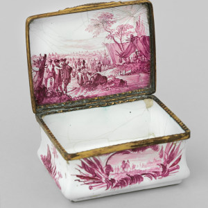 CONTINENTAL ENAMEL BOX, 18th century