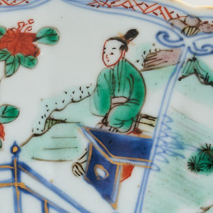 A PAIR OF CHINESE FAMILLE VERTE PLATES, Kangxi (1662 - 1722)