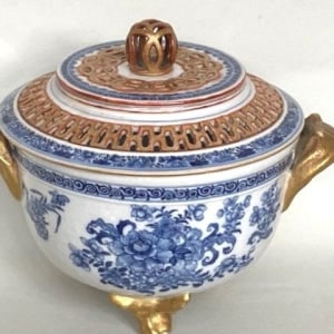 A CHINESE BLUE AND WHITE POT POURRI AND COVER , Qianlong (1736-1795)