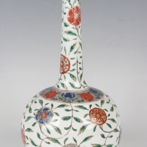 A Chinese Famille Verte Bottle Vase, Kangxi (1662-1722)
