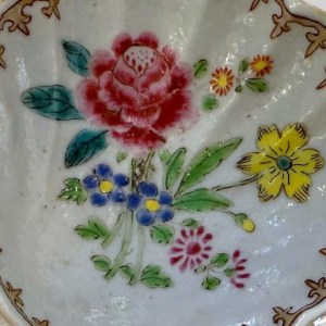 AN UNUSUAL FAMILLE ROSE SWEETMEAT DISH, Qianlong (1736-1795), c. 1765.
