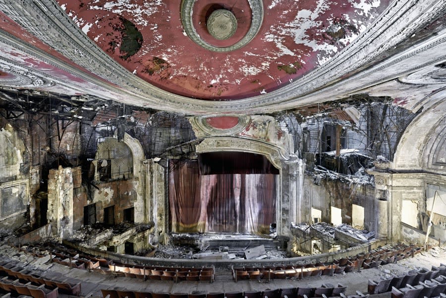 Fabiano Parisi, The Empire of Light No. 2, 2013