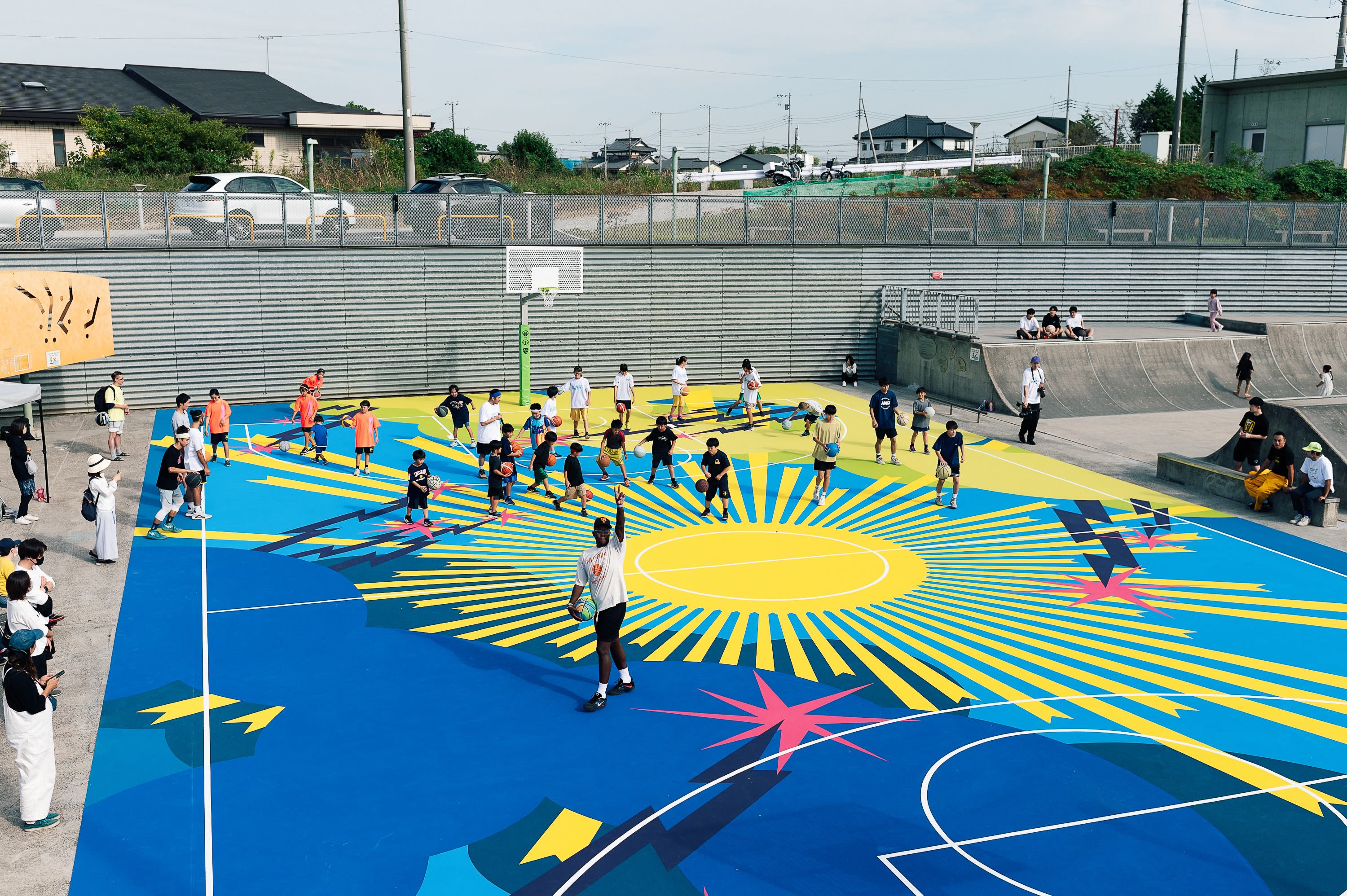 The Sun Breaking through Clouds, 2023, Artwork by Noritaka Tatehana, Organized by PROJECT BACKBOARD / go parkey