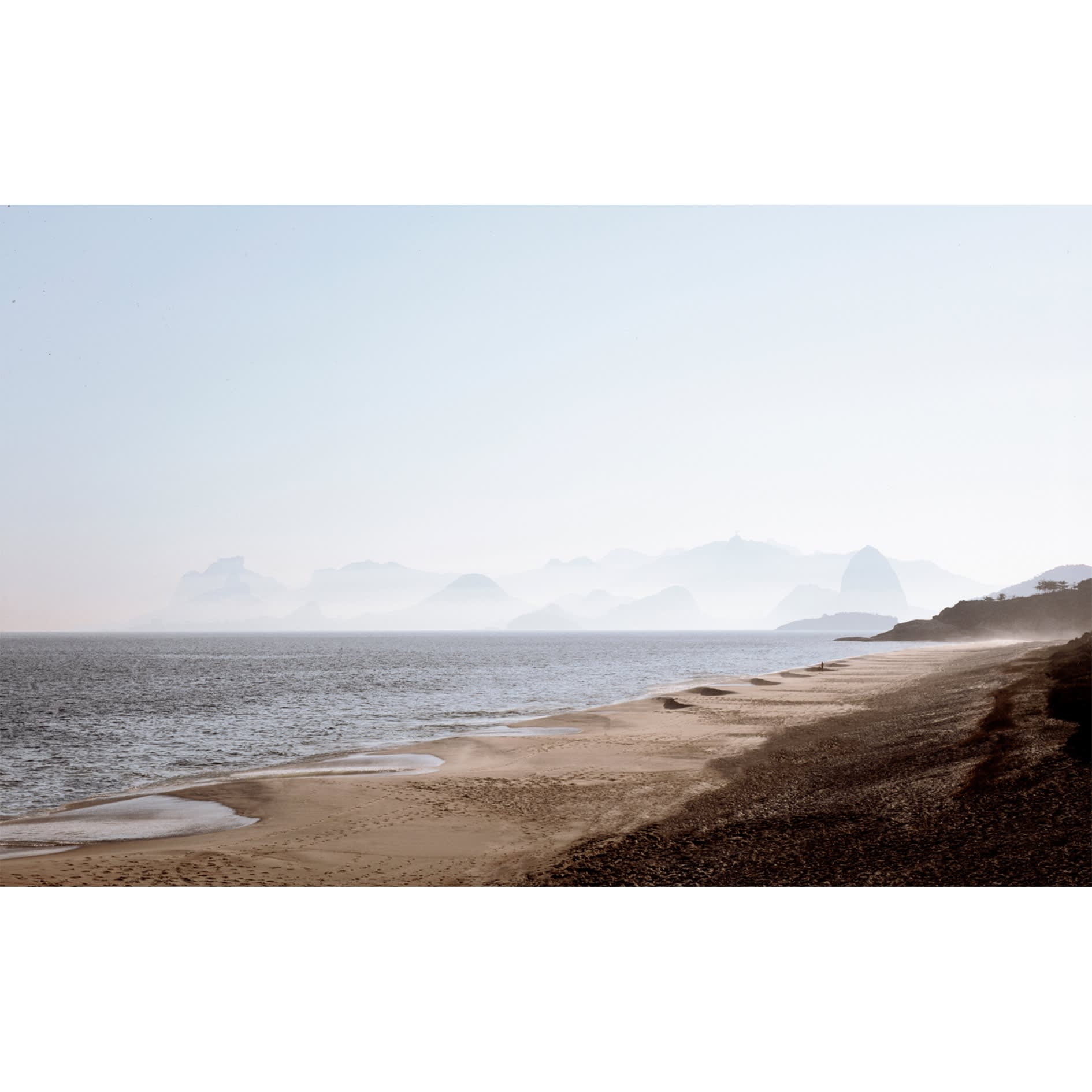 C A I O R E I S E W I T Z “Guanabara III”, 2012 c-print em metacrilato c-print...