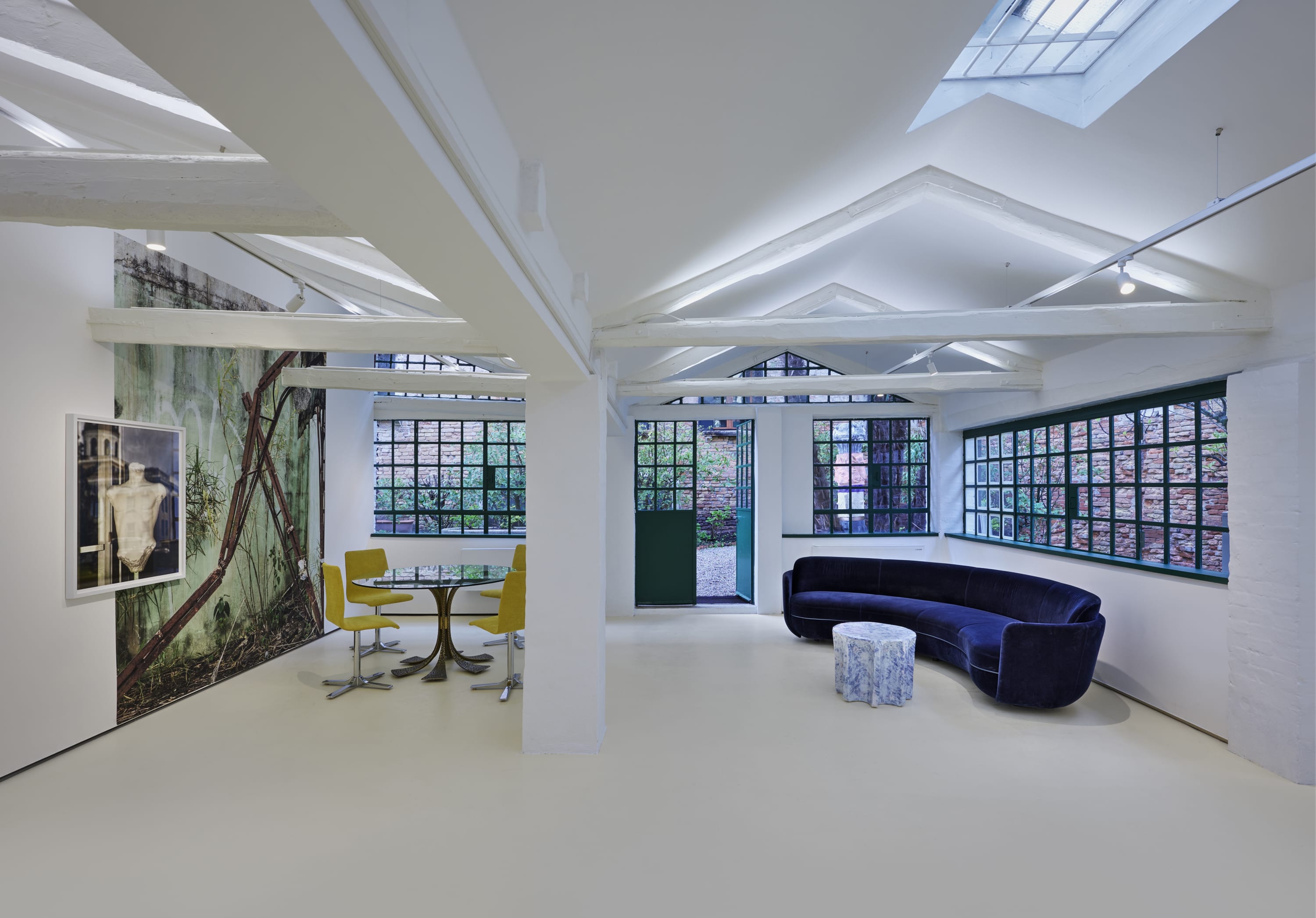 Located in the Cannaregio district, near Ospedale, the WENTRUP VENEZIA is housed in a historic space that once served as...