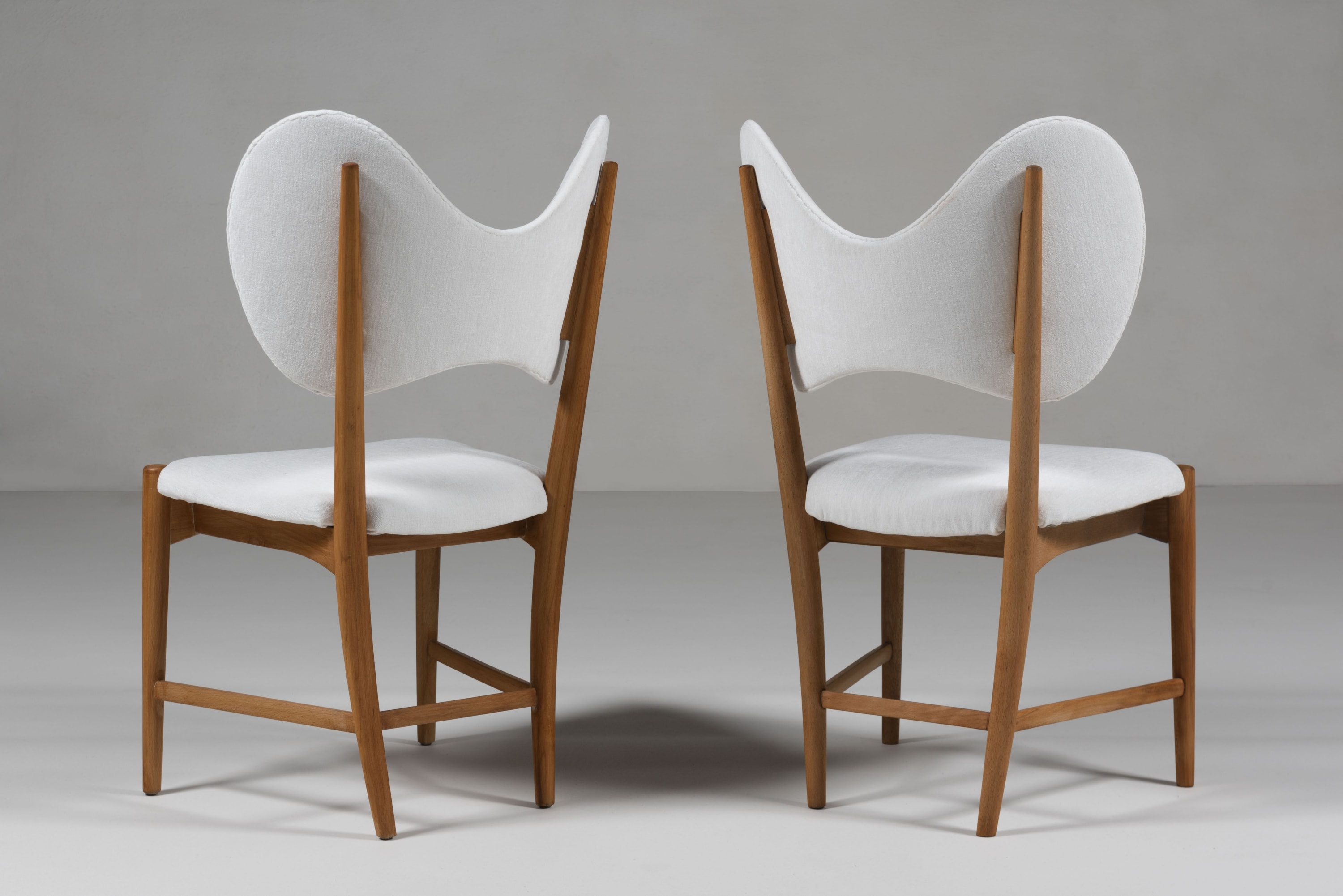 Exceptional set of ten Butterfly chairs, 1950 Beech and white wool fabric 90 x 58 x 53 cm - 35...