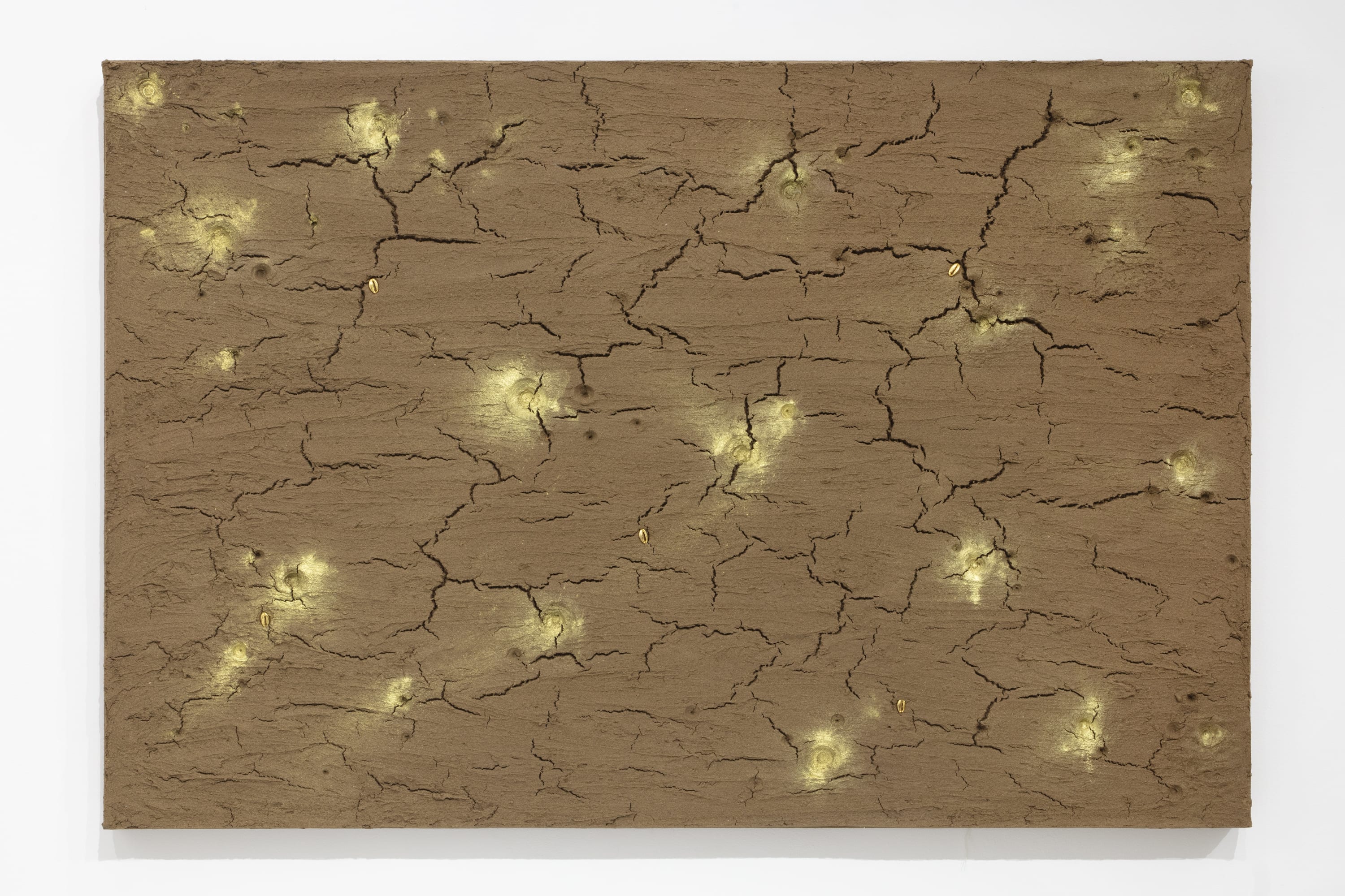 Juego de niños, 2024-25 Soil, wood and gold on canvas 100 x 150 cm 39 3/8 x 59 in