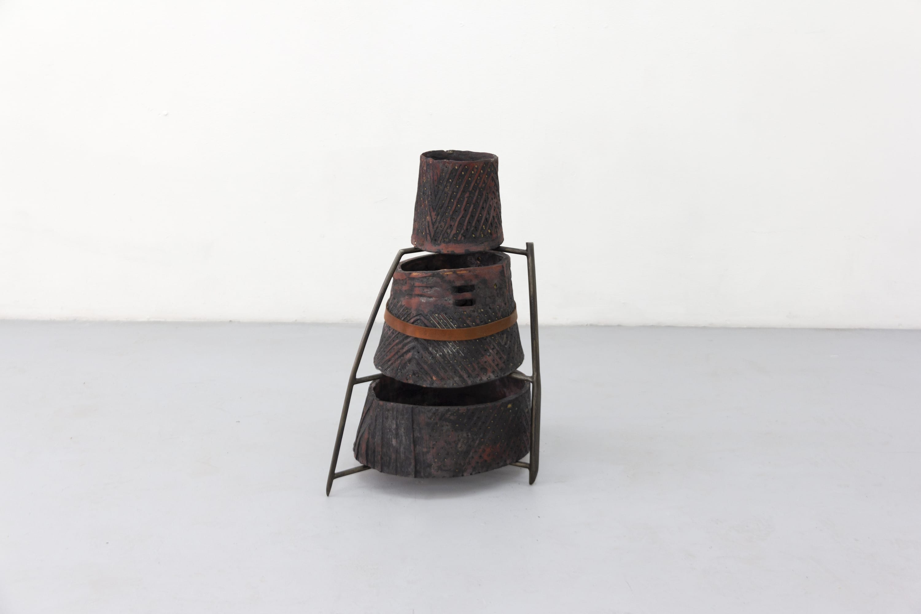 Yeni Mao fig 31.7 hull and echo, 2024