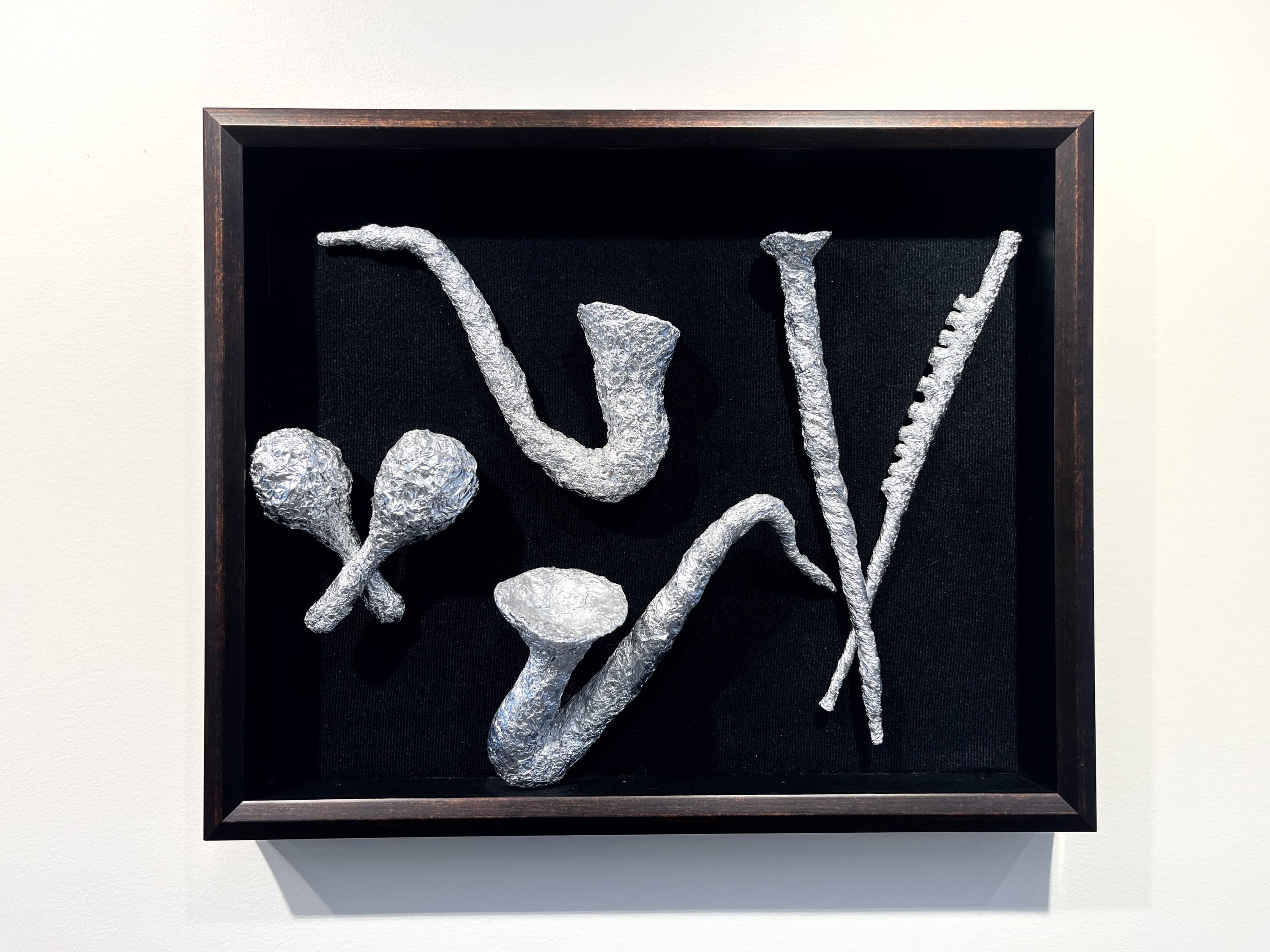 LISTEN TO THE AUDIO DESCRIPTION OF THE ARTWORK→