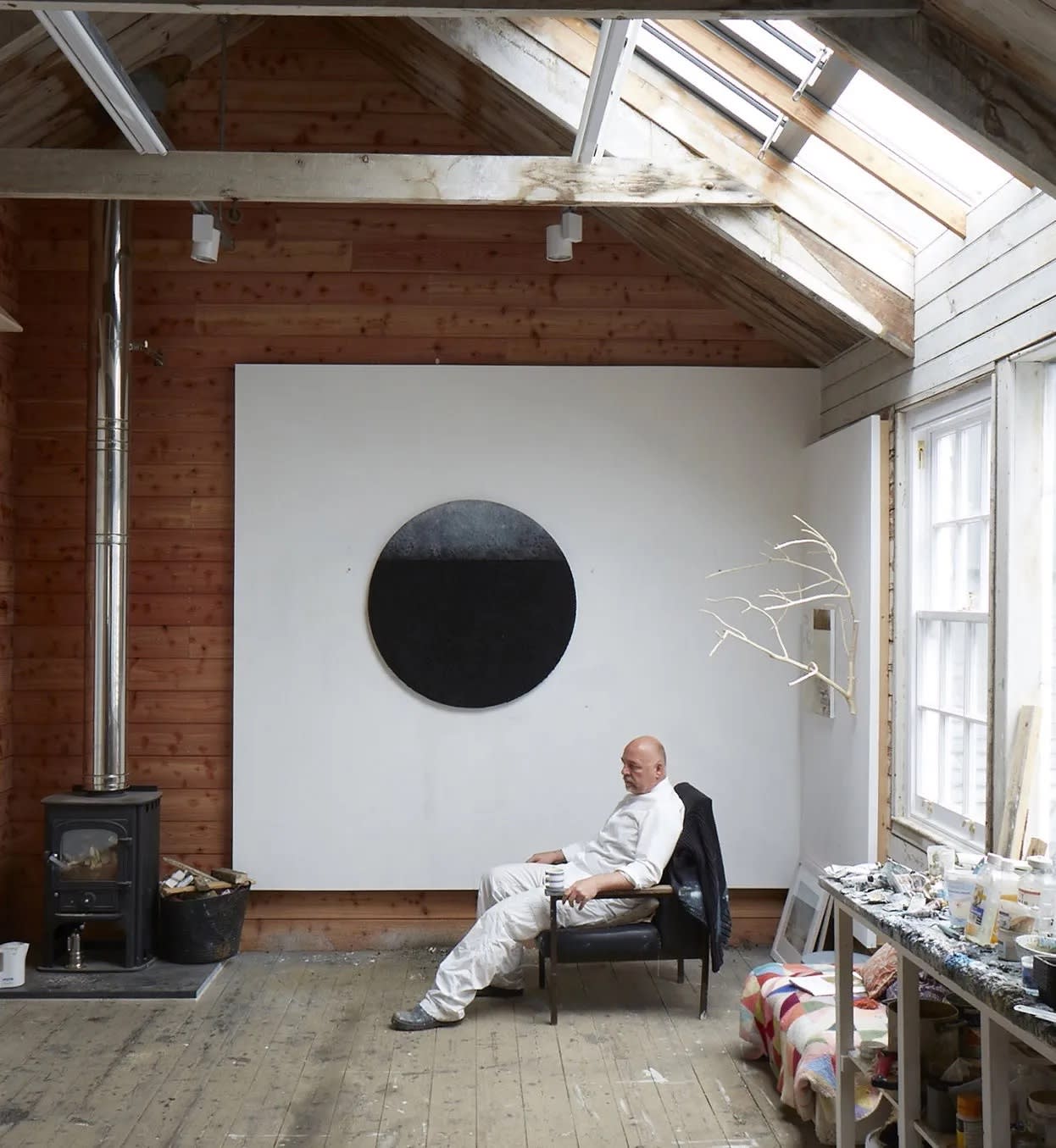 GARETH EDWARDS&rsquo; PRACTICE SITS BETWEEN LANDSCAPE AND ABSTRACTION, SHAPED BY LIGHT, ATMOSPHERE AND THE SLOW MOVEMENT OF MEMORY. WORKING FROM...