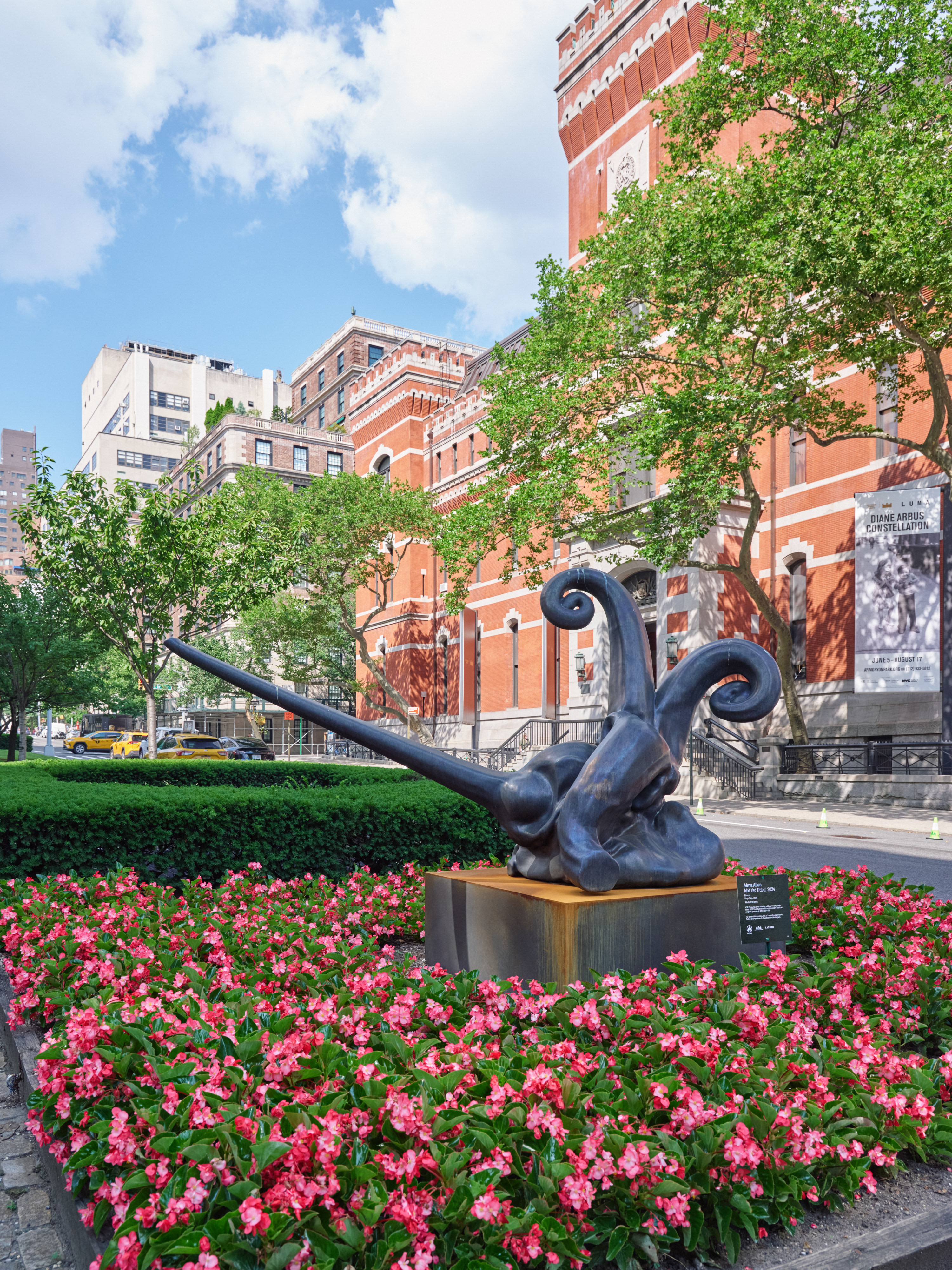 Alma Allen Not Yet Titled, 2024 bronze 70 x 138 x 41 inches 177.8 x 350.5 x 104.1 cm