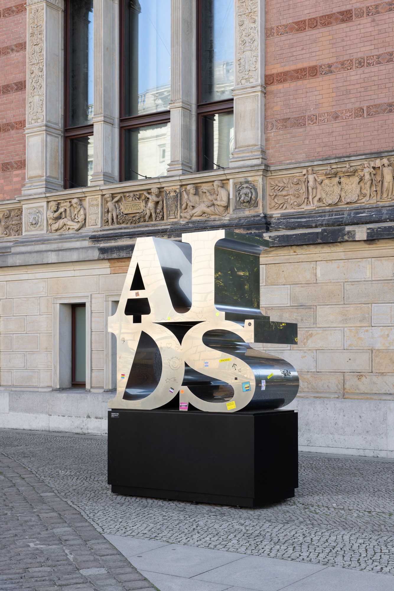 General Idea's AIDS Sculpture Part of the retrospective at Gropius Bau, Berlin
