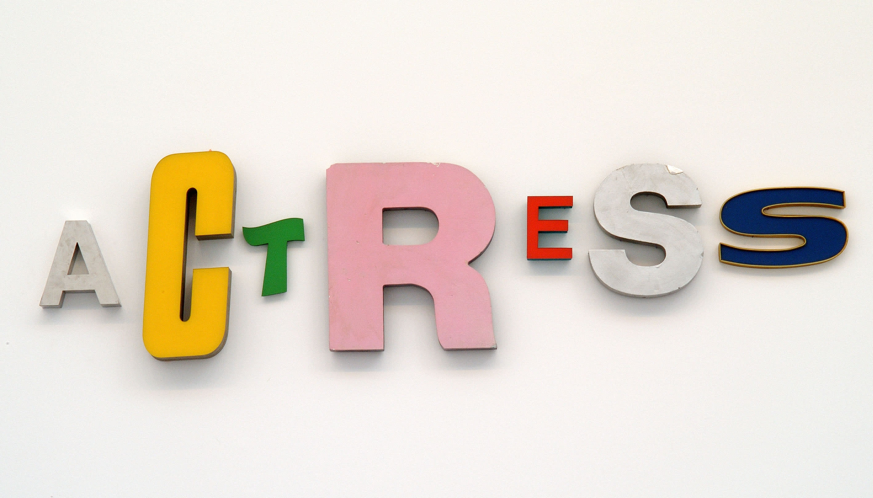 Perpetual Bliss—Form, Symbol And Material In Contemporary Sculpture, Galerie Thaddaeus Ropac Paris Marais, 2003