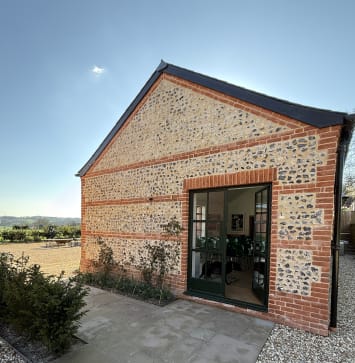 Spring Exhibition 2025, At Middlewood Lodge, Weston Corbett, Basingstoke RG25 2PB