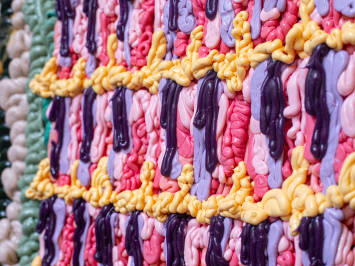 Close-up silicone wall sculpture Troy Makaza Leave the Door Open GALERIE FARAH FAKHRI Abidjan