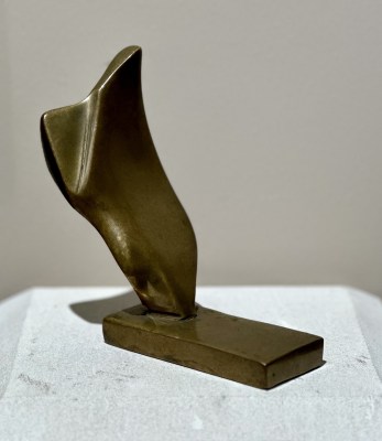 Moelwyn Merchant (1913-1997)Curved Form, c. 1970