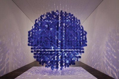 julio le parc, sphère bleue, 2001 / 2013