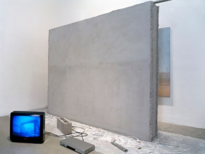 melanie smith, installation for parres cero