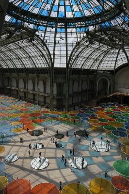 daniel buren, photo-souvenir: excentrique(s), 2012