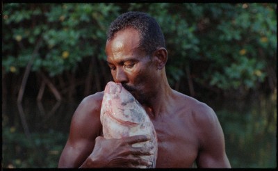 jonathas de andrade, O peixe, 2016