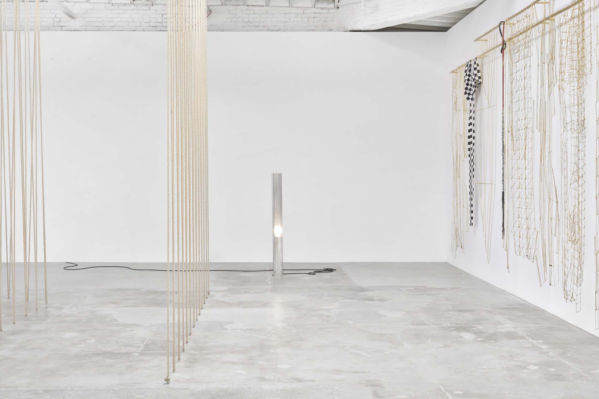 Leonor Antunes discrepancies with W.W. (extended)