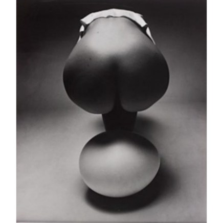 Guy Bourdin - Nude Story in Dark Room (Arrival), 1971