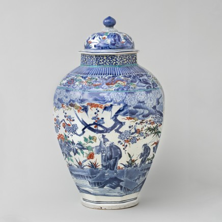 JAPANESE PORCELAIN AND WORKS OF ART