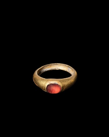 61. Roman child's ring with cabochon, c.2nd-3rd century AD