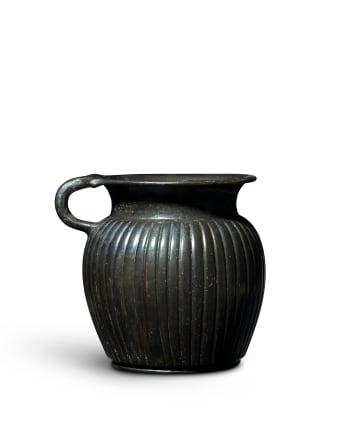 Greek black-glaze mug, 5th-4th century BC