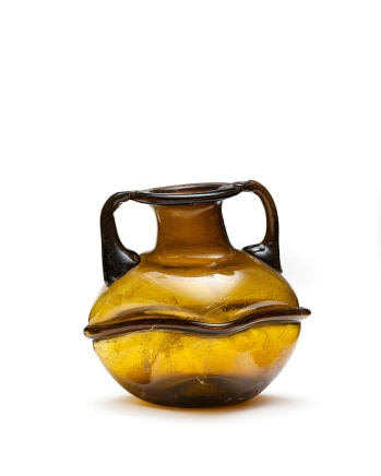 57. Byzantine four-sided aryballos, c.6th century AD