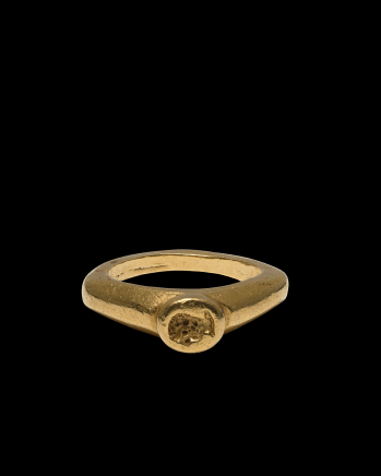 Roman ring with profile head, 3rd century AD