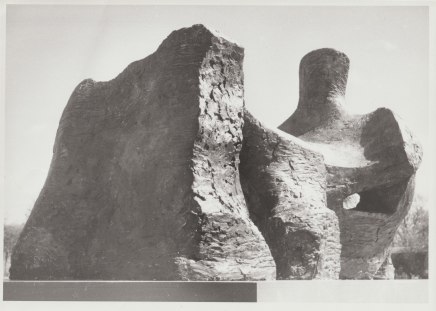 Henry Moore, 2 Piece Reclining Figure No. 2, 1960