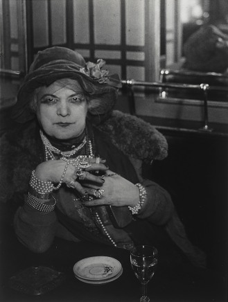 Brassaï, 'Bijou' au bar de la Lune, Montmartre, 1932, 1932