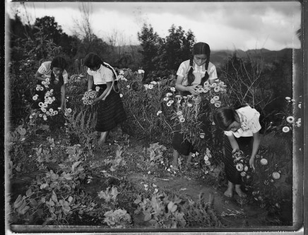 Wendy Ewald, “My friends are picking flowers” - Salvador Gomez Jimenez, 1991