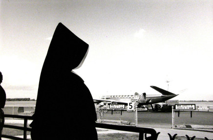 Gabor Szilasi, A l'aeroport de Dorval, 1959
