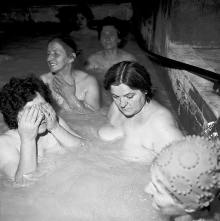 Ruth Kaplan, Mineral Pool, Baile Herculaine, Romania, 1995