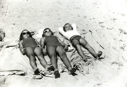George S. Zimbel, Space Babies, Jones Beach, New York, 1959